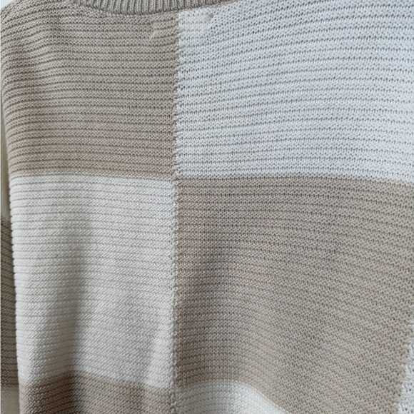 Moon & Madison Checkered Sweater - Picture 6 of 6